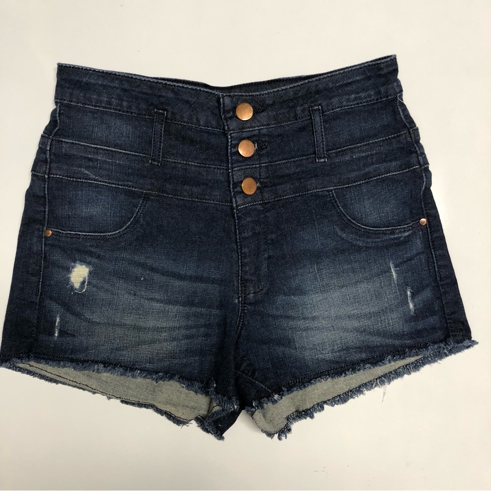 Refuge high rise shorts size 4